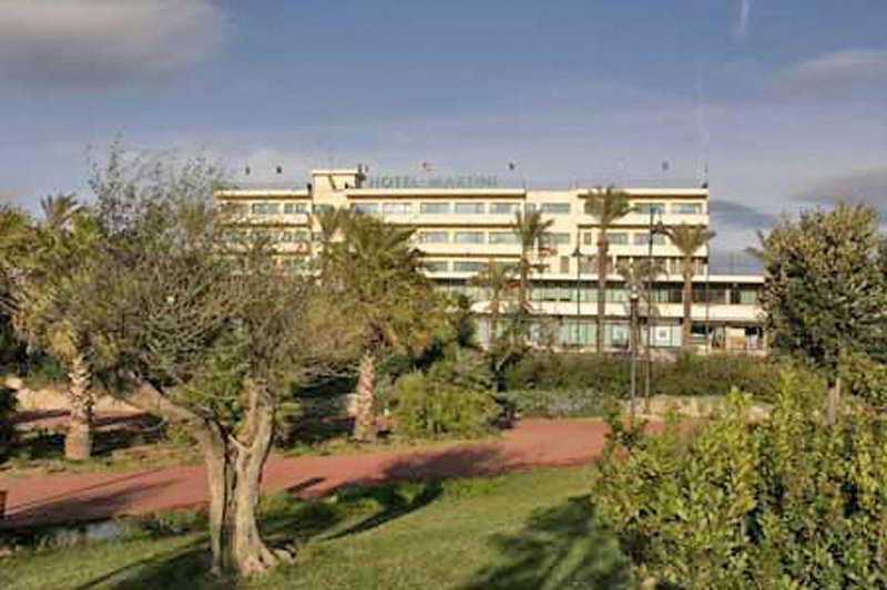 Hotel Martini 奧爾比亞 外观 照片